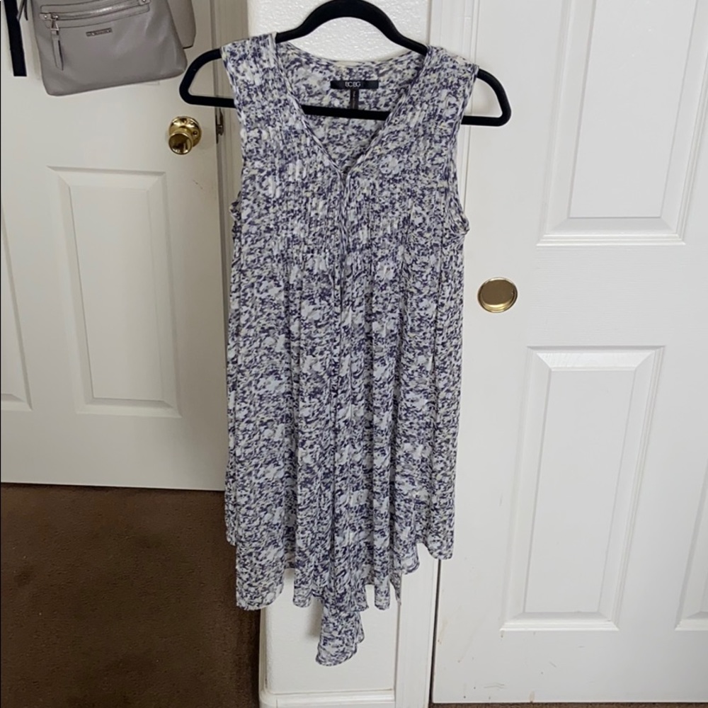 BCBG Paris Long Open-Front Blouse